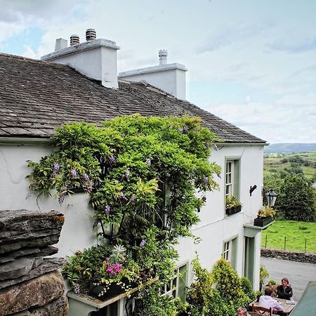 Mason'S Arms Hotel Bowland Bridge Exterior foto